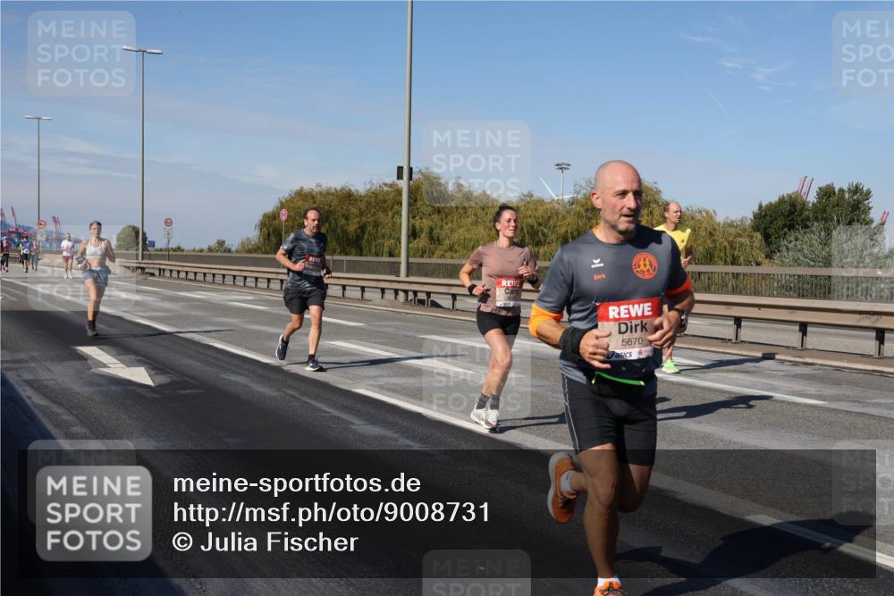 03.10.2025 - Köhlbrandbrückenlauf Julia Fischer http://msf.ph/oto/9008731 03.10.2025 12:51:16 Position 3 5670 meine-sportfotos.de