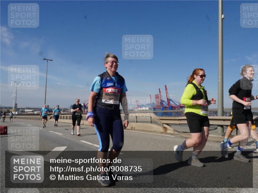 03.10.2025 - Köhlbrandbrückenlauf Matties Gatica Varas http://msf.ph/oto/9008735 03.10.2025 13:04:44 Position 2 5696 meine-sportfotos.de