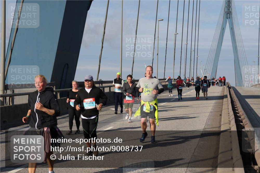03.10.2025 - Köhlbrandbrückenlauf Julia Fischer http://msf.ph/oto/9008737 03.10.2025 10:06:19 Position 2 2527 meine-sportfotos.de