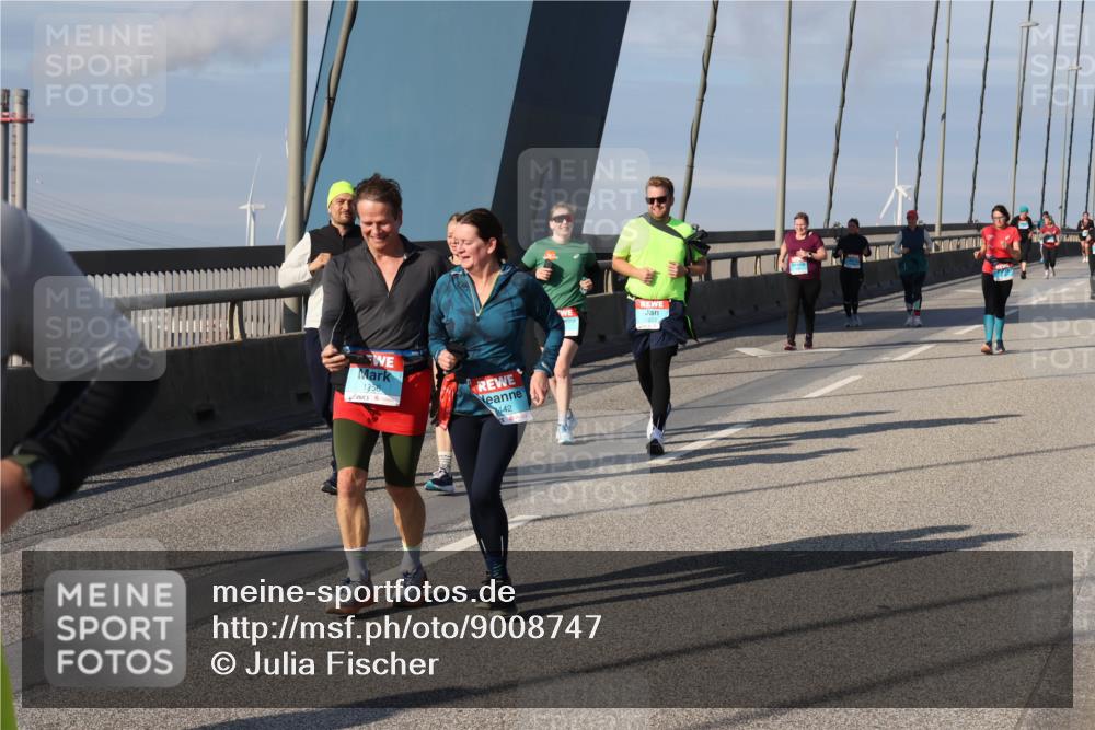 03.10.2025 - Köhlbrandbrückenlauf Julia Fischer http://msf.ph/oto/9008747 03.10.2025 10:06:24 Position 2 1256, 442 meine-sportfotos.de