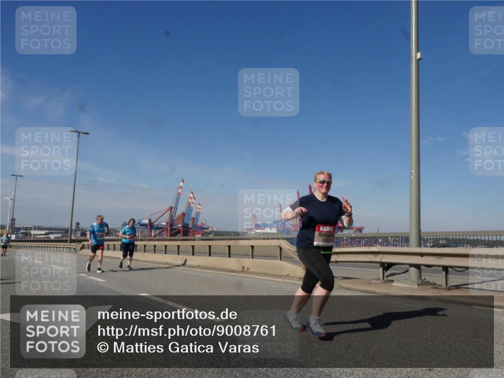 03.10.2025 - Köhlbrandbrückenlauf Matties Gatica Varas http://msf.ph/oto/9008761 03.10.2025 13:04:47 Position 2  meine-sportfotos.de