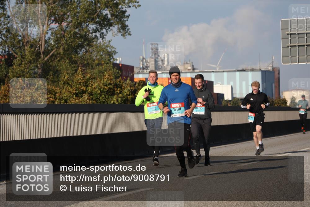 03.10.2025 - Köhlbrandbrückenlauf Luisa Fischer http://msf.ph/oto/9008791 03.10.2025 10:50:39 Position 3 3804, 1370, 2767 meine-sportfotos.de