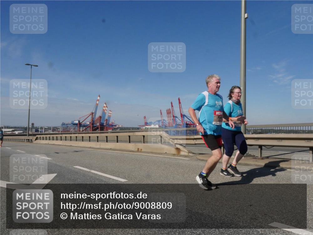 03.10.2025 - Köhlbrandbrückenlauf Matties Gatica Varas http://msf.ph/oto/9008809 03.10.2025 13:04:52 Position 2  meine-sportfotos.de