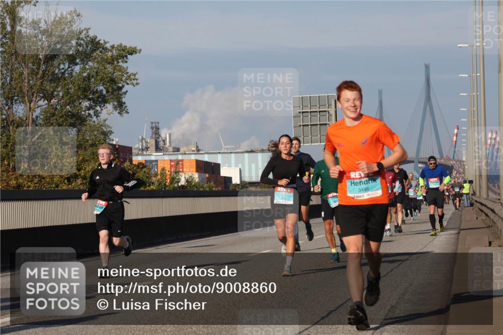 03.10.2025 - Köhlbrandbrückenlauf Luisa Fischer http://msf.ph/oto/9008860 03.10.2025 10:50:43 Position 3 3496 meine-sportfotos.de