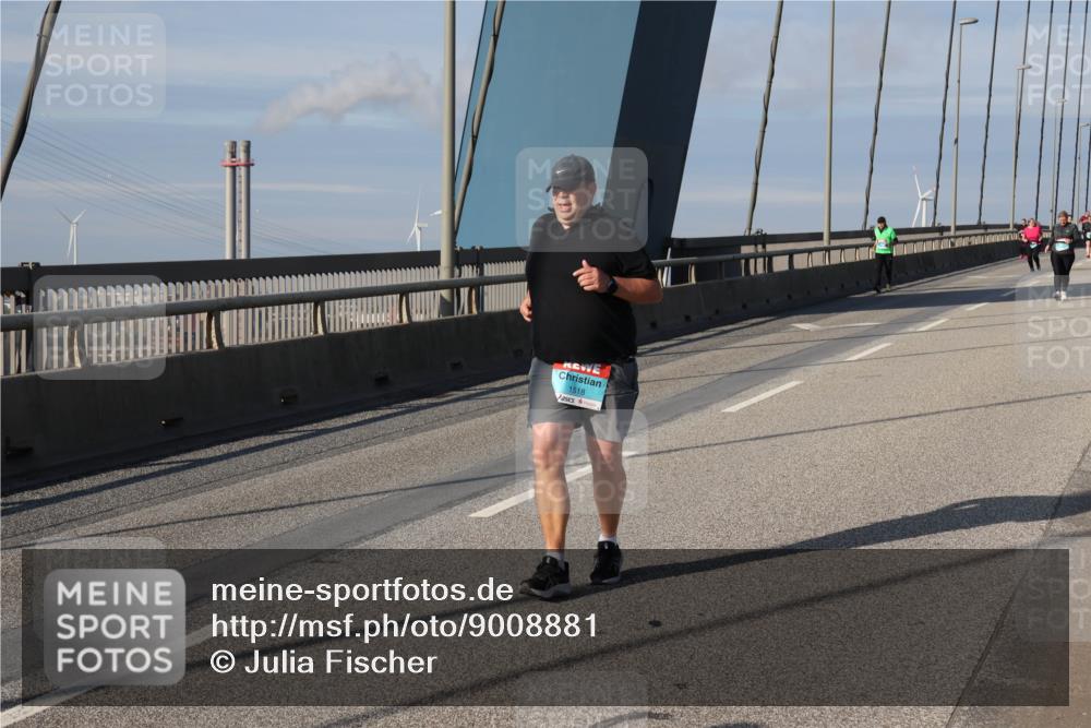 03.10.2025 - Köhlbrandbrückenlauf Julia Fischer http://msf.ph/oto/9008881 03.10.2025 10:07:32 Position 2 1518 meine-sportfotos.de