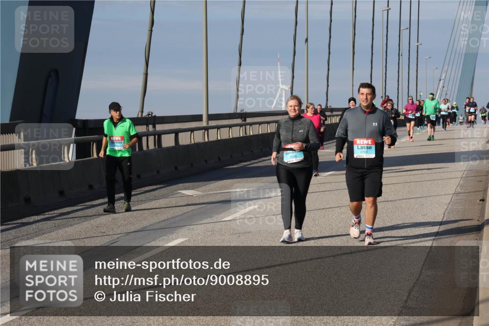 03.10.2025 - Köhlbrandbrückenlauf Julia Fischer http://msf.ph/oto/9008895 03.10.2025 10:07:40 Position 2 2548, 2182 meine-sportfotos.de