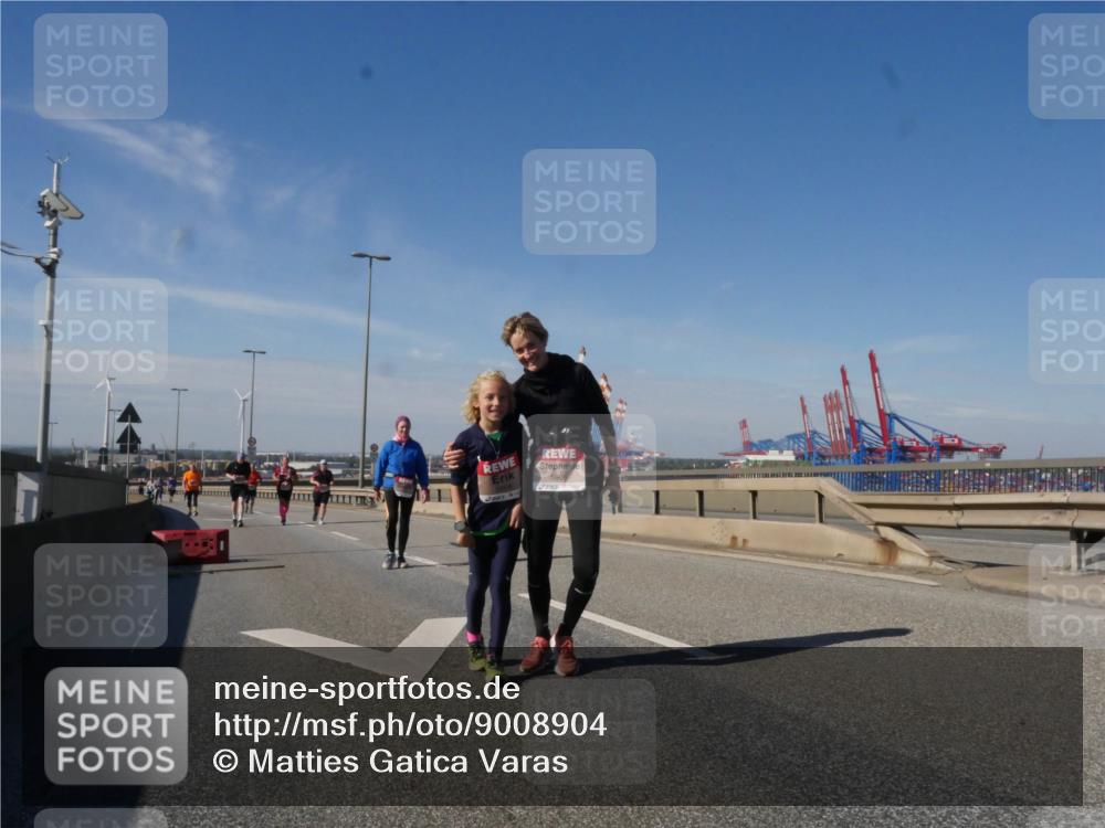 03.10.2025 - Köhlbrandbrückenlauf Matties Gatica Varas http://msf.ph/oto/9008904 03.10.2025 13:05:12 Position 2 5905 meine-sportfotos.de