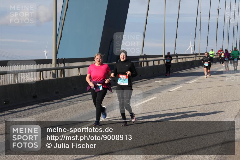 03.10.2025 - Köhlbrandbrückenlauf Julia Fischer http://msf.ph/oto/9008913 03.10.2025 10:07:49 Position 2 2662 meine-sportfotos.de