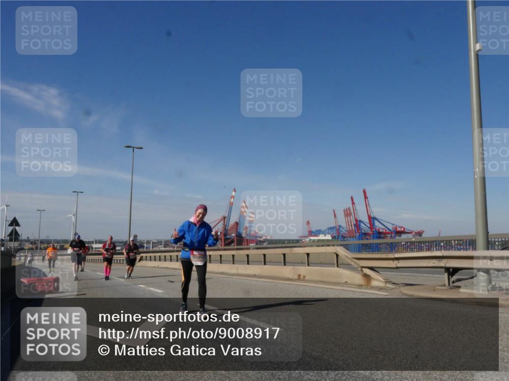 03.10.2025 - Köhlbrandbrückenlauf Matties Gatica Varas http://msf.ph/oto/9008917 03.10.2025 13:05:15 Position 2  meine-sportfotos.de