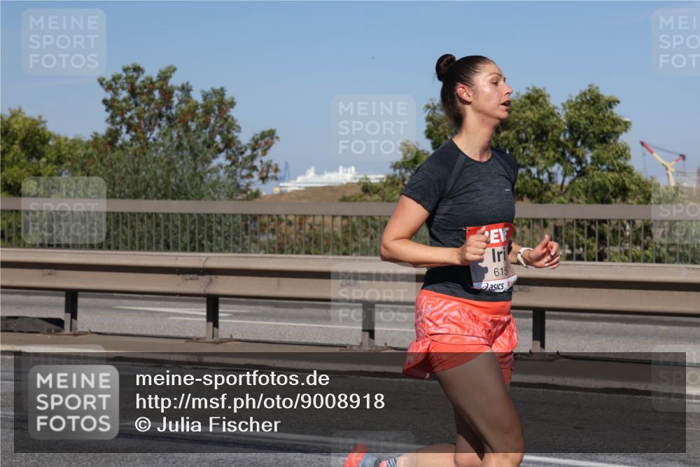 03.10.2025 - Köhlbrandbrückenlauf Julia Fischer http://msf.ph/oto/9008918 03.10.2025 12:51:44 Position 3 615 meine-sportfotos.de
