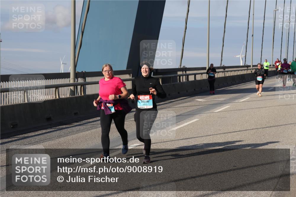 03.10.2025 - Köhlbrandbrückenlauf Julia Fischer http://msf.ph/oto/9008919 03.10.2025 10:07:49 Position 2 2662 meine-sportfotos.de