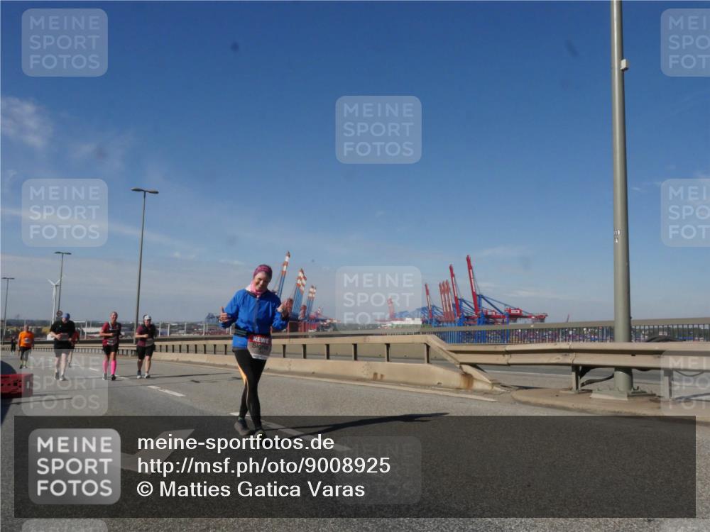 03.10.2025 - Köhlbrandbrückenlauf Matties Gatica Varas http://msf.ph/oto/9008925 03.10.2025 13:05:15 Position 2 118 meine-sportfotos.de