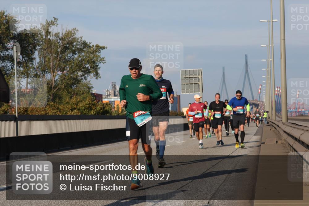 03.10.2025 - Köhlbrandbrückenlauf Luisa Fischer http://msf.ph/oto/9008927 03.10.2025 10:50:48 Position 3 3812 meine-sportfotos.de