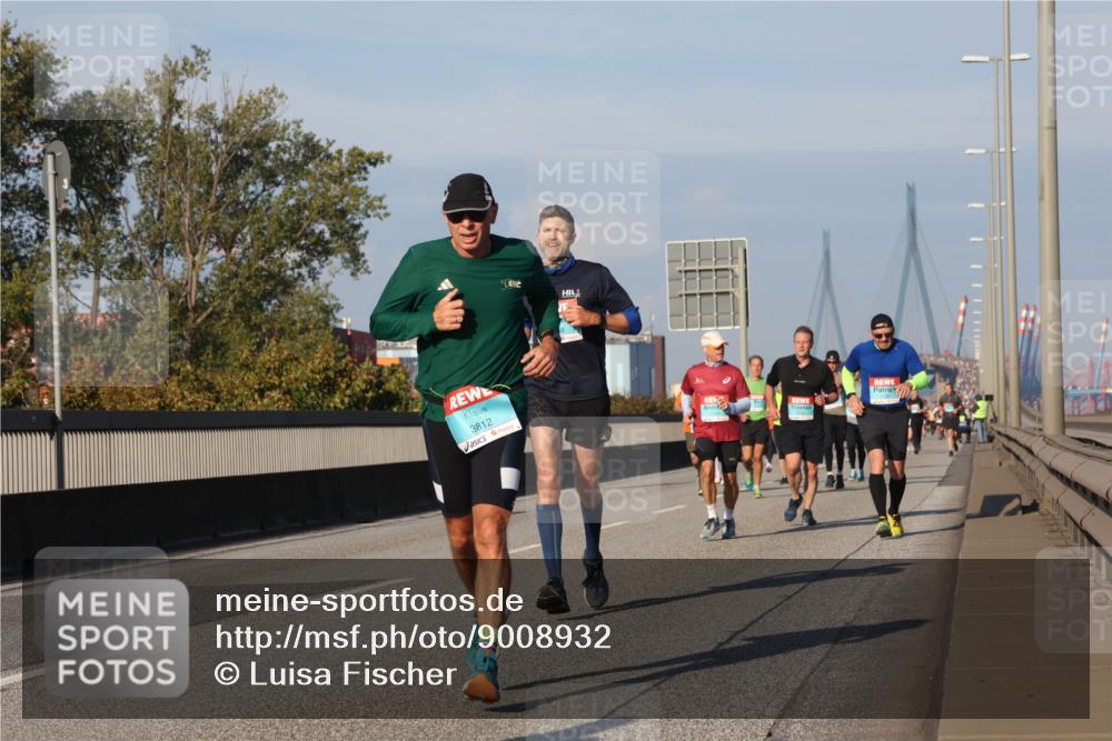 03.10.2025 - Köhlbrandbrückenlauf Luisa Fischer http://msf.ph/oto/9008932 03.10.2025 10:50:48 Position 3 3812 meine-sportfotos.de