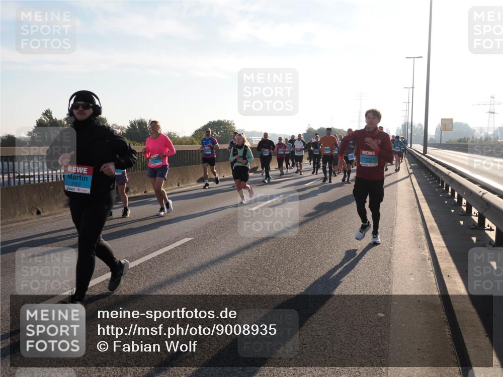 03.10.2025 - Köhlbrandbrückenlauf Fabian Wolf http://msf.ph/oto/9008935 03.10.2025 09:20:53 Position 3 2093 meine-sportfotos.de