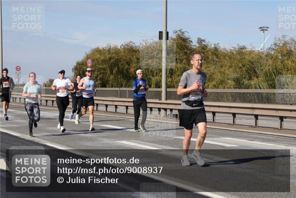 03.10.2025 - Köhlbrandbrückenlauf Julia Fischer http://msf.ph/oto/9008937 03.10.2025 12:51:49 Position 3  meine-sportfotos.de
