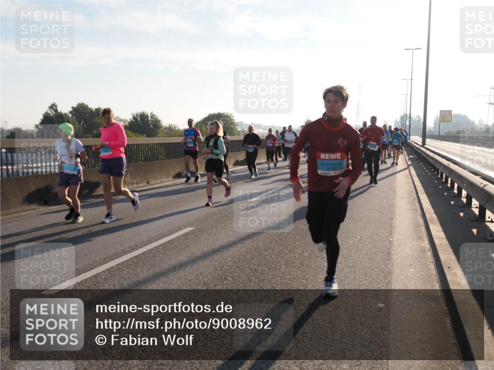 03.10.2025 - Köhlbrandbrückenlauf Fabian Wolf http://msf.ph/oto/9008962 03.10.2025 09:20:54 Position 3 3730 meine-sportfotos.de