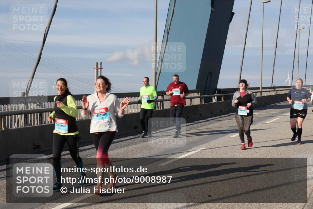 03.10.2025 - Köhlbrandbrückenlauf Julia Fischer http://msf.ph/oto/9008987 03.10.2025 10:08:14 Position 2 2547, 2199 meine-sportfotos.de