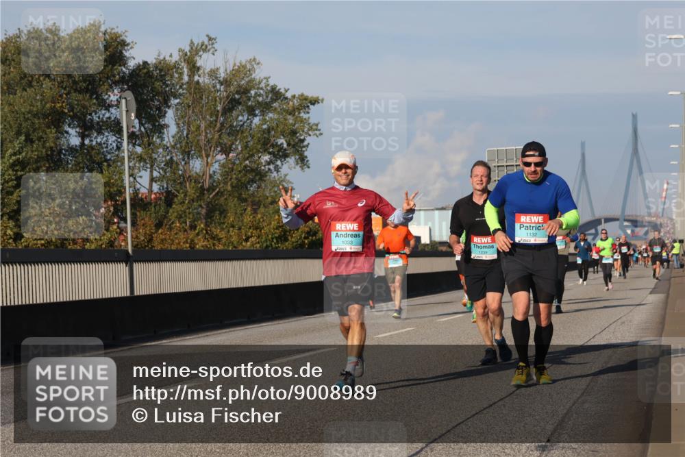 03.10.2025 - Köhlbrandbrückenlauf Luisa Fischer http://msf.ph/oto/9008989 03.10.2025 10:50:52 Position 3 1033, 1239, 1132 meine-sportfotos.de