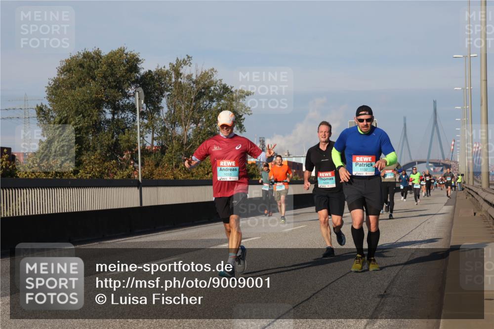 03.10.2025 - Köhlbrandbrückenlauf Luisa Fischer http://msf.ph/oto/9009001 03.10.2025 10:50:53 Position 3 1132, 1033, 1239 meine-sportfotos.de