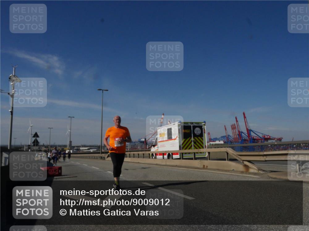 03.10.2025 - Köhlbrandbrückenlauf Matties Gatica Varas http://msf.ph/oto/9009012 03.10.2025 13:05:28 Position 2 4662 meine-sportfotos.de