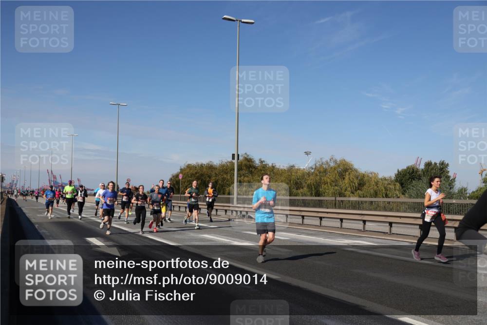 03.10.2025 - Köhlbrandbrückenlauf Julia Fischer http://msf.ph/oto/9009014 03.10.2025 12:51:59 Position 3  meine-sportfotos.de