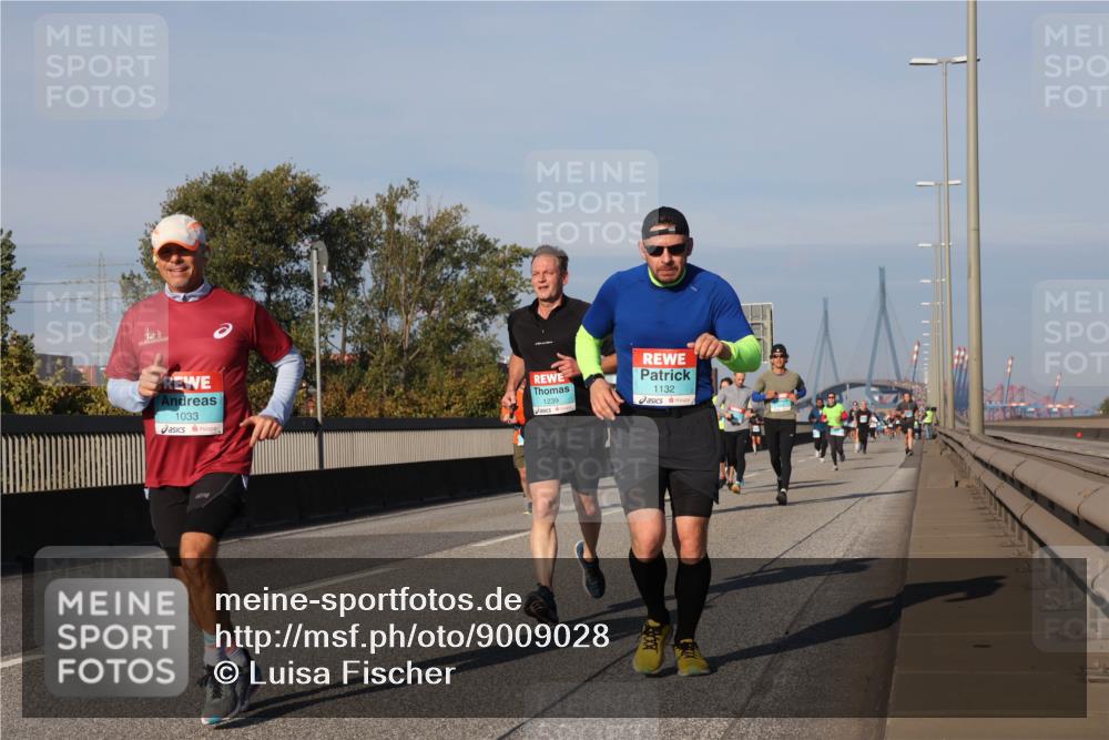 03.10.2025 - Köhlbrandbrückenlauf Luisa Fischer http://msf.ph/oto/9009028 03.10.2025 10:50:54 Position 3 1033, 1239, 1132 meine-sportfotos.de