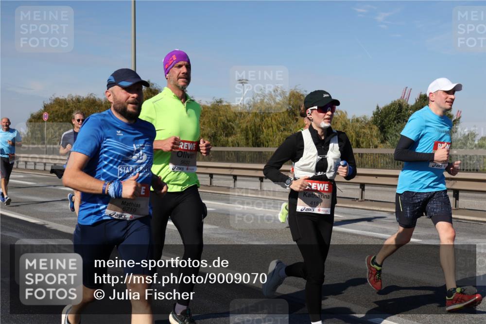 03.10.2025 - Köhlbrandbrückenlauf Julia Fischer http://msf.ph/oto/9009070 03.10.2025 12:52:07 Position 3 6719, 5637, 4151 meine-sportfotos.de