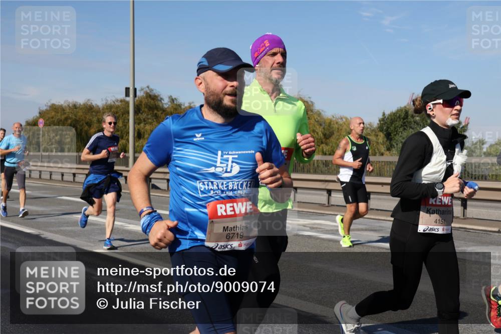 03.10.2025 - Köhlbrandbrückenlauf Julia Fischer http://msf.ph/oto/9009074 03.10.2025 12:52:07 Position 3 1868, 6719, 4151 meine-sportfotos.de