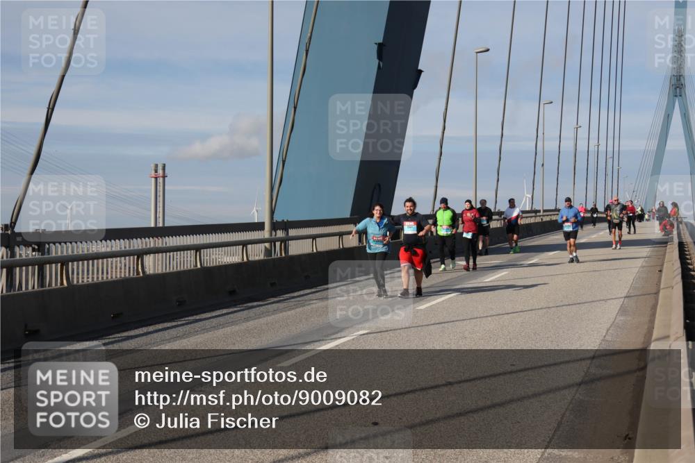 03.10.2025 - Köhlbrandbrückenlauf Julia Fischer http://msf.ph/oto/9009082 03.10.2025 10:09:08 Position 2  meine-sportfotos.de