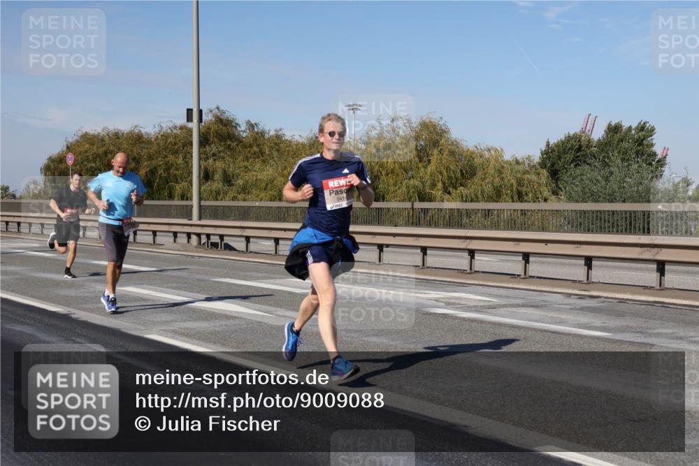 03.10.2025 - Köhlbrandbrückenlauf Julia Fischer http://msf.ph/oto/9009088 03.10.2025 12:52:08 Position 3 5414 meine-sportfotos.de