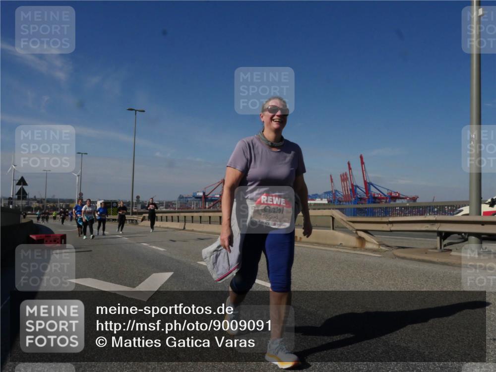 03.10.2025 - Köhlbrandbrückenlauf Matties Gatica Varas http://msf.ph/oto/9009091 03.10.2025 13:05:40 Position 2 5999 meine-sportfotos.de
