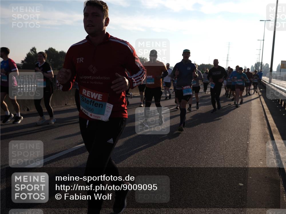 03.10.2025 - Köhlbrandbrückenlauf Fabian Wolf http://msf.ph/oto/9009095 03.10.2025 09:20:57 Position 3 1066 meine-sportfotos.de