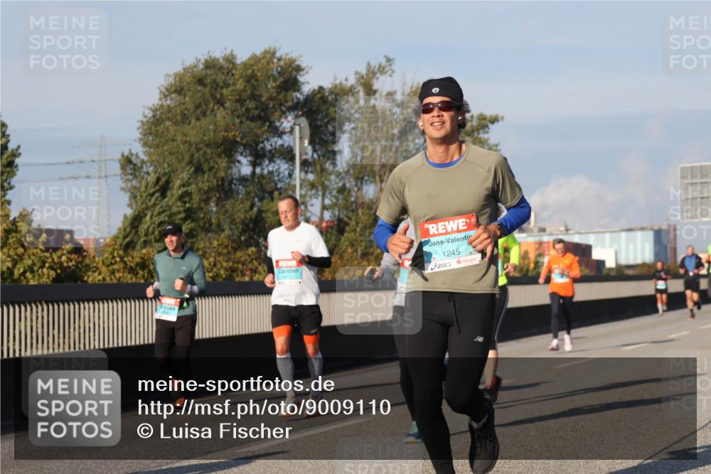 03.10.2025 - Köhlbrandbrückenlauf Luisa Fischer http://msf.ph/oto/9009110 03.10.2025 10:50:59 Position 3 1245 meine-sportfotos.de