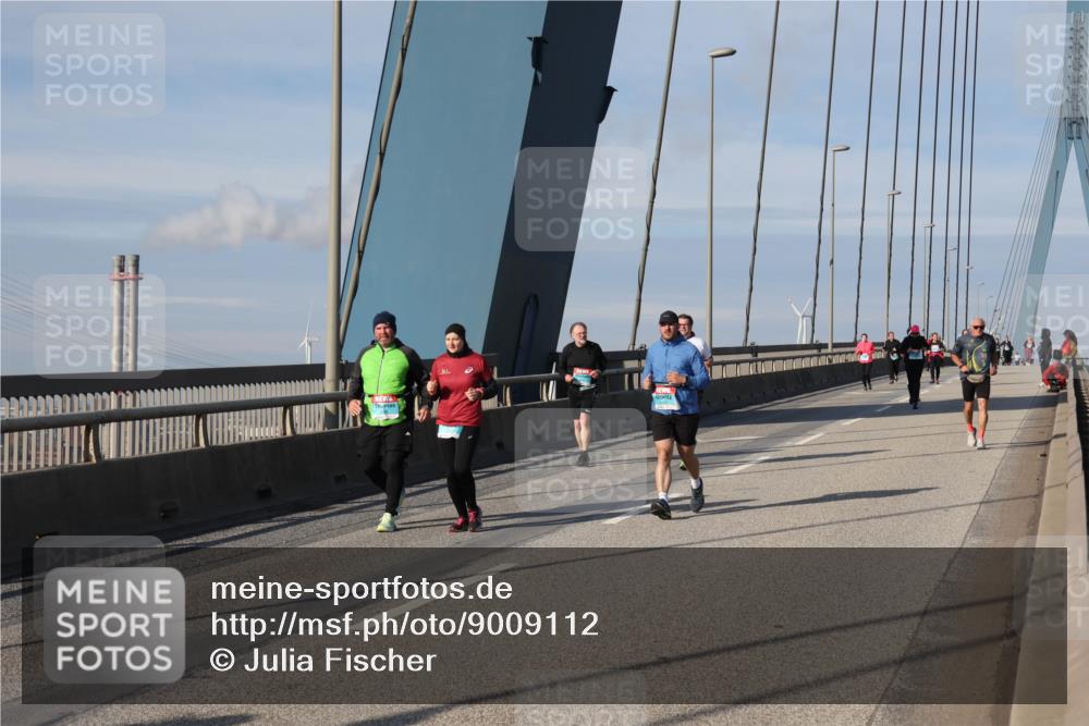 03.10.2025 - Köhlbrandbrückenlauf Julia Fischer http://msf.ph/oto/9009112 03.10.2025 10:09:14 Position 2  meine-sportfotos.de
