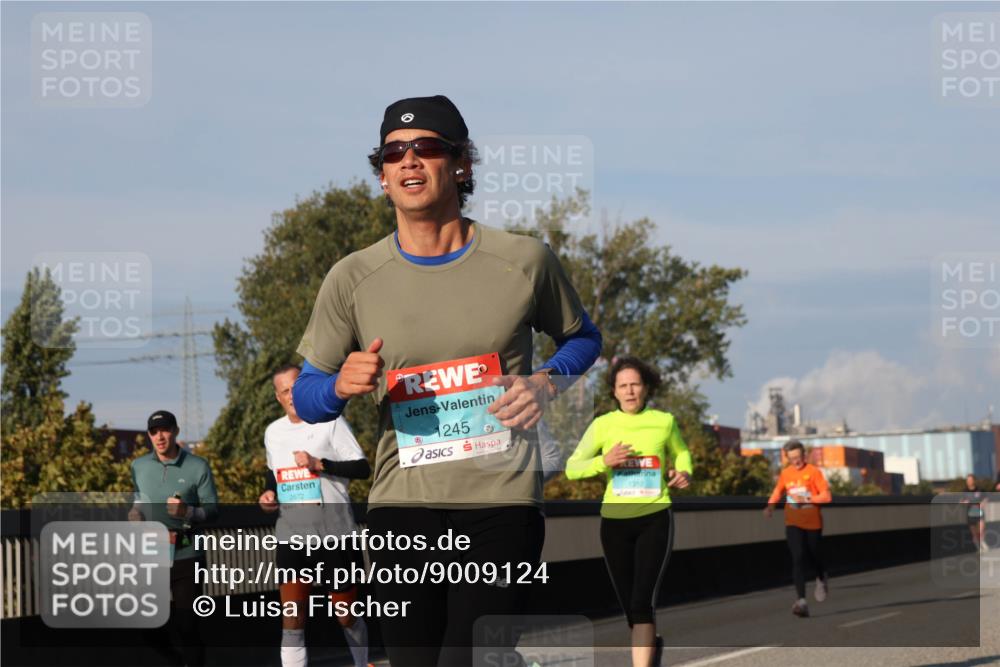 03.10.2025 - Köhlbrandbrückenlauf Luisa Fischer http://msf.ph/oto/9009124 03.10.2025 10:51:00 Position 3 2672, 245, 1312 meine-sportfotos.de