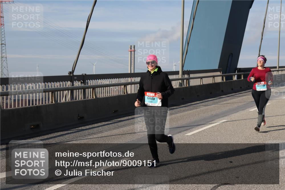 03.10.2025 - Köhlbrandbrückenlauf Julia Fischer http://msf.ph/oto/9009151 03.10.2025 10:09:26 Position 2 2394 meine-sportfotos.de