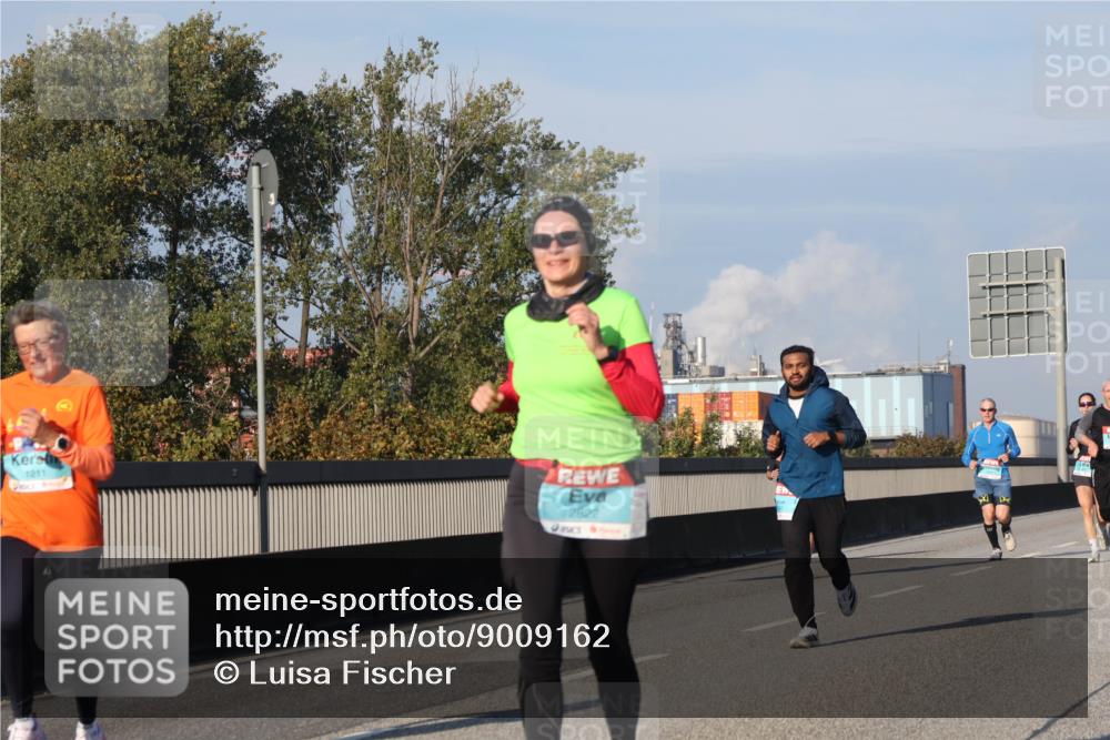 03.10.2025 - Köhlbrandbrückenlauf Luisa Fischer http://msf.ph/oto/9009162 03.10.2025 10:51:05 Position 3 1211, 2622 meine-sportfotos.de