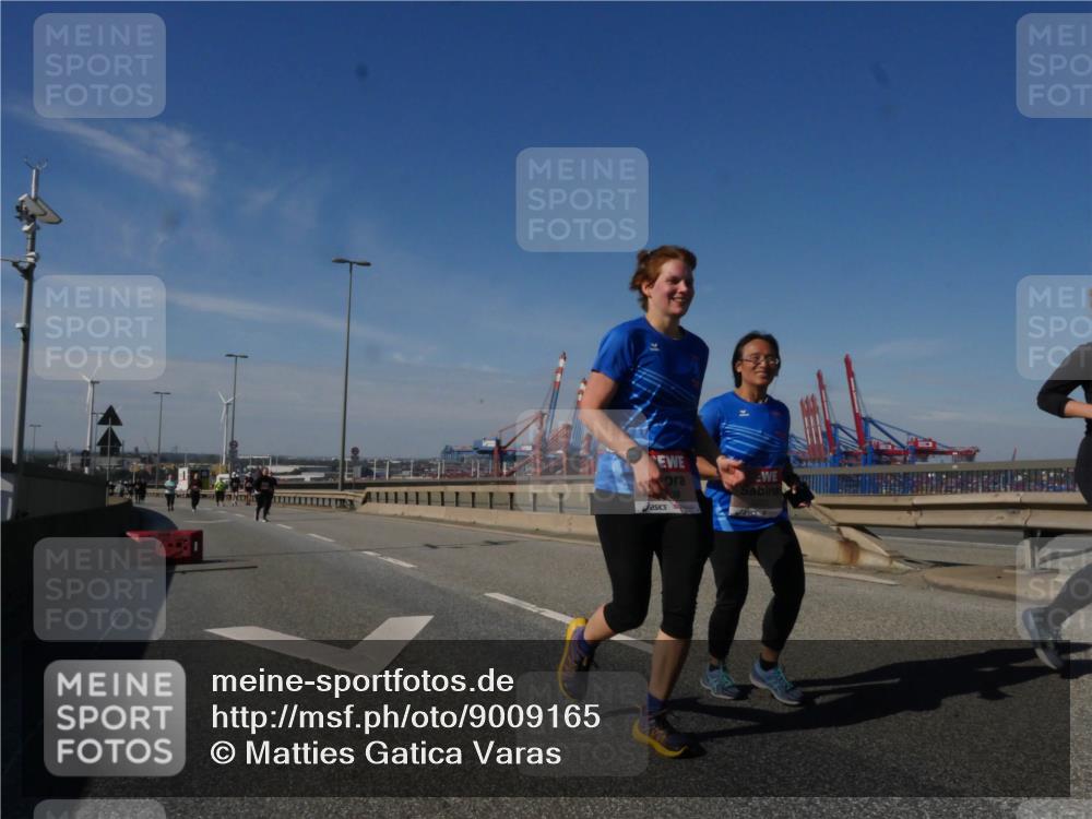 03.10.2025 - Köhlbrandbrückenlauf Matties Gatica Varas http://msf.ph/oto/9009165 03.10.2025 13:05:49 Position 2  meine-sportfotos.de