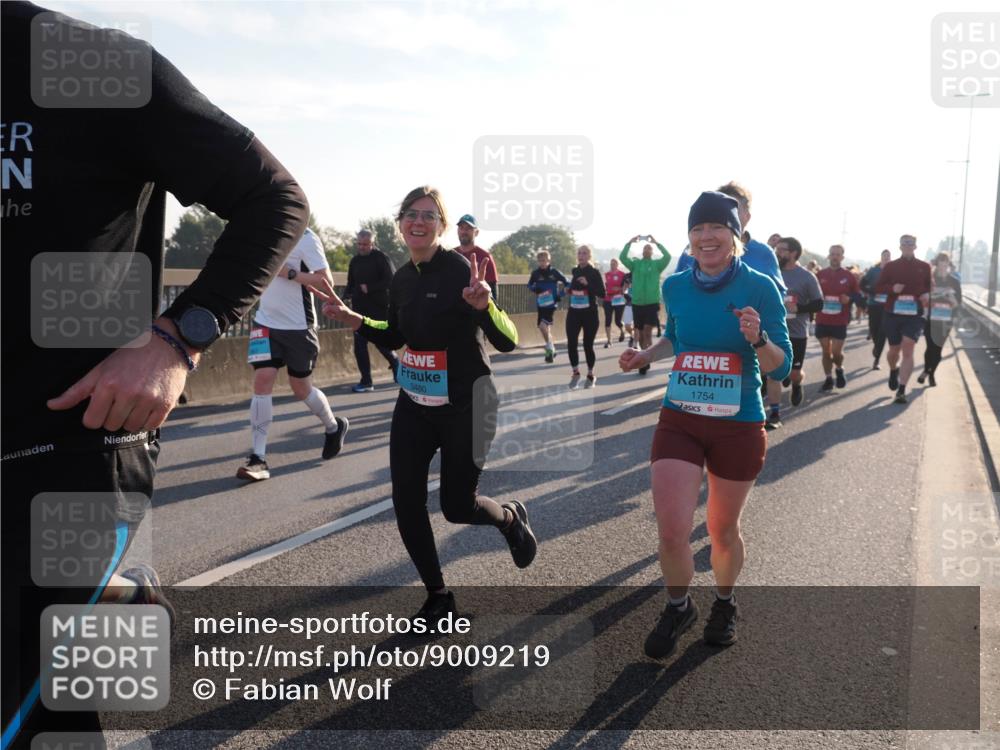 03.10.2025 - Köhlbrandbrückenlauf Fabian Wolf http://msf.ph/oto/9009219 03.10.2025 09:21:00 Position 3 3480, 1754 meine-sportfotos.de