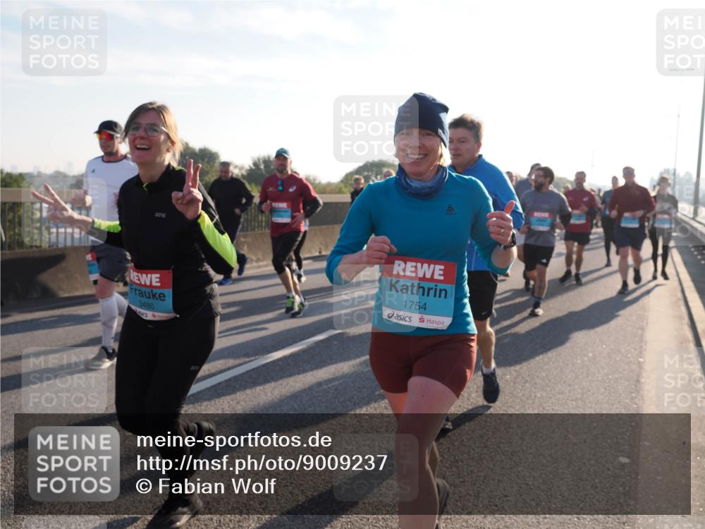 03.10.2025 - Köhlbrandbrückenlauf Fabian Wolf http://msf.ph/oto/9009237 03.10.2025 09:21:01 Position 3 3480, 1754 meine-sportfotos.de