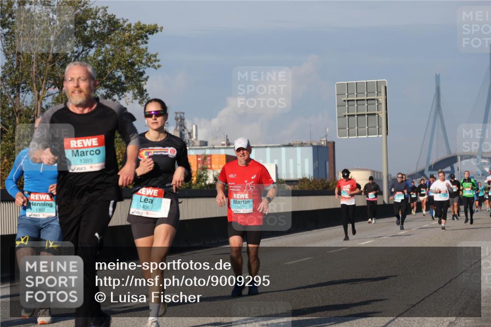 03.10.2025 - Köhlbrandbrückenlauf Luisa Fischer http://msf.ph/oto/9009295 03.10.2025 10:51:13 Position 3 1302, 1, 1385, 1406, 1477 meine-sportfotos.de