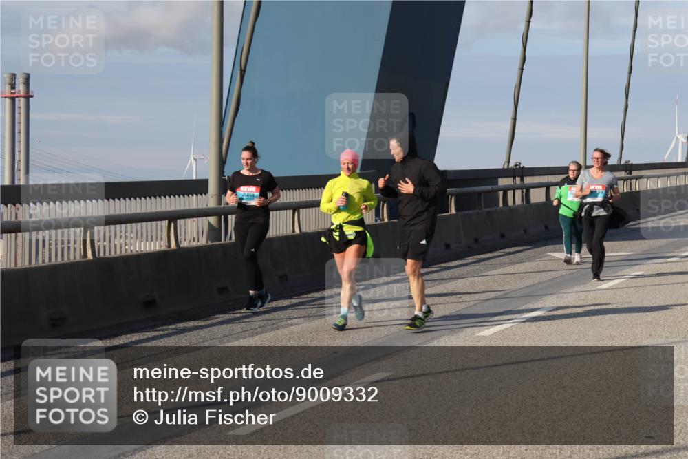 03.10.2025 - Köhlbrandbrückenlauf Julia Fischer http://msf.ph/oto/9009332 03.10.2025 10:10:37 Position 2  meine-sportfotos.de