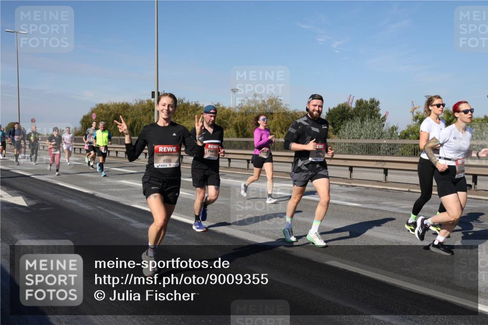 03.10.2025 - Köhlbrandbrückenlauf Julia Fischer http://msf.ph/oto/9009355 03.10.2025 12:52:44 Position 3 4335 meine-sportfotos.de