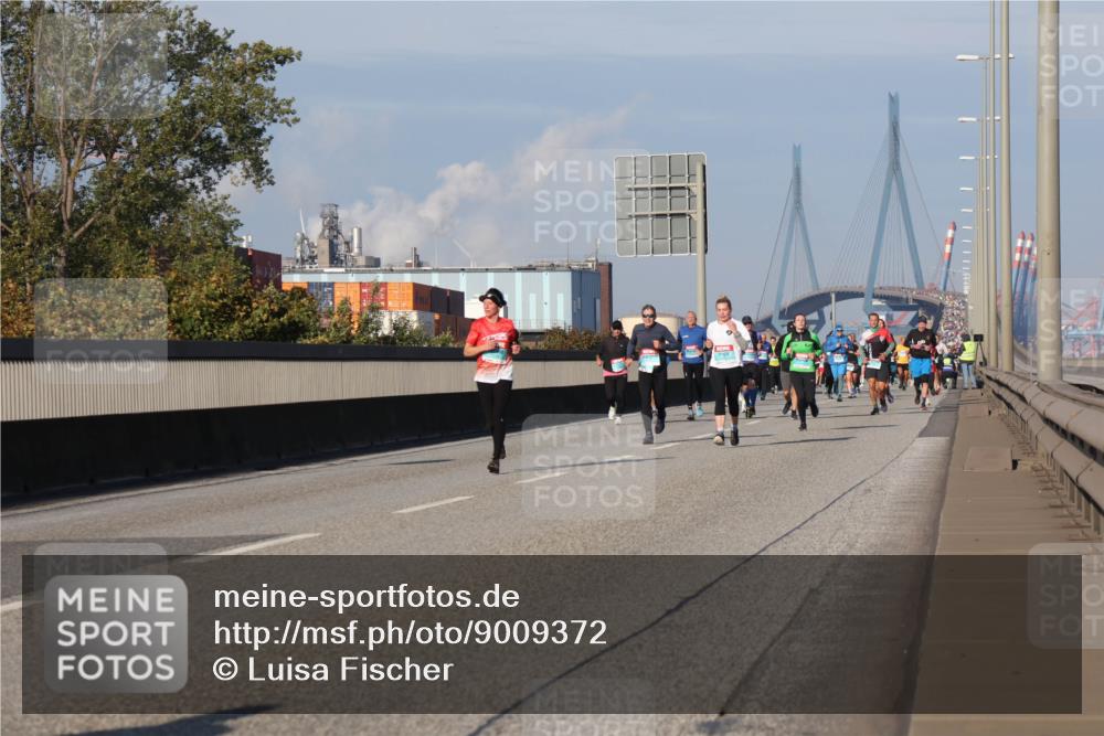 03.10.2025 - Köhlbrandbrückenlauf Luisa Fischer http://msf.ph/oto/9009372 03.10.2025 10:51:17 Position 3  meine-sportfotos.de