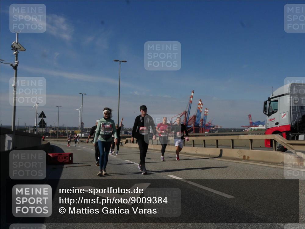 03.10.2025 - Köhlbrandbrückenlauf Matties Gatica Varas http://msf.ph/oto/9009384 03.10.2025 13:06:26 Position 2  meine-sportfotos.de