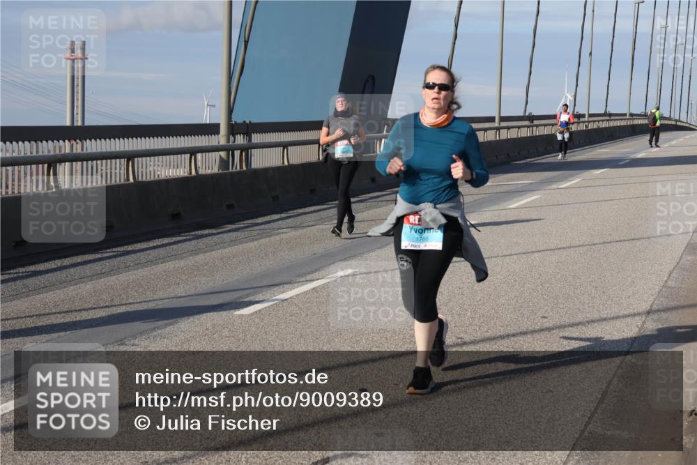 03.10.2025 - Köhlbrandbrückenlauf Julia Fischer http://msf.ph/oto/9009389 03.10.2025 10:10:58 Position 2 1766 meine-sportfotos.de