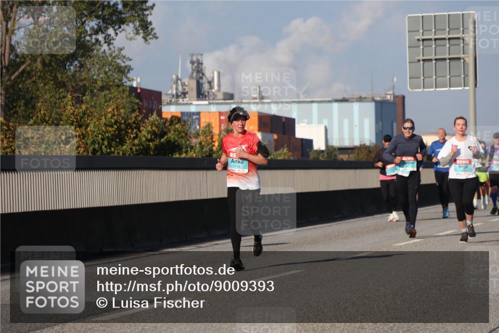 03.10.2025 - Köhlbrandbrückenlauf Luisa Fischer http://msf.ph/oto/9009393 03.10.2025 10:51:19 Position 3 1119, 1944 meine-sportfotos.de