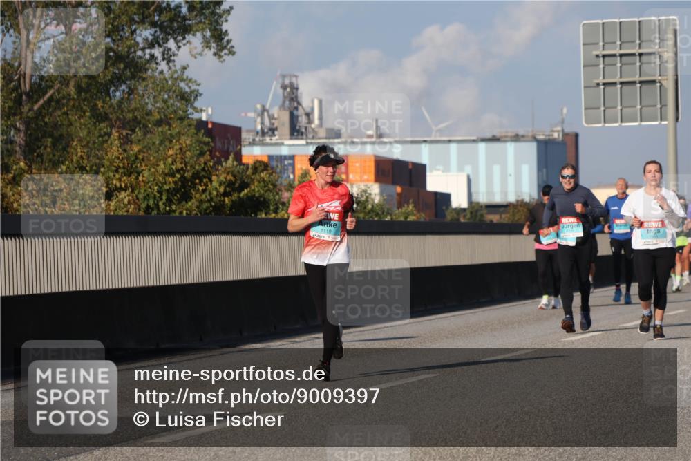 03.10.2025 - Köhlbrandbrückenlauf Luisa Fischer http://msf.ph/oto/9009397 03.10.2025 10:51:19 Position 3 1119 meine-sportfotos.de