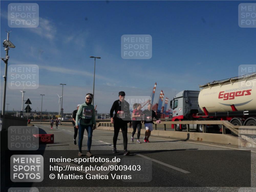 03.10.2025 - Köhlbrandbrückenlauf Matties Gatica Varas http://msf.ph/oto/9009403 03.10.2025 13:06:27 Position 2  meine-sportfotos.de